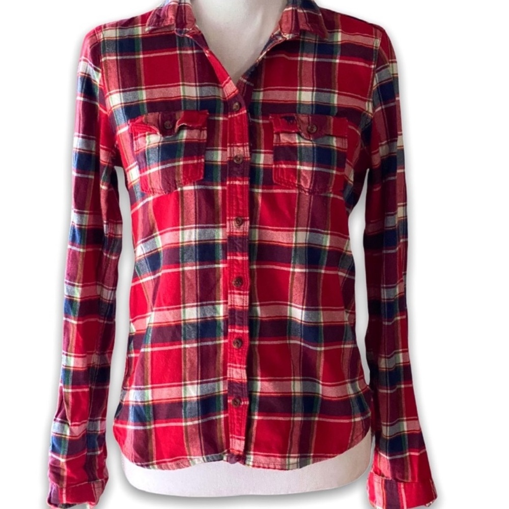 Plaid Checkered Button-Down Top XS – Cozy Fall/Winter 🍂✨ - Picture 6 of 10